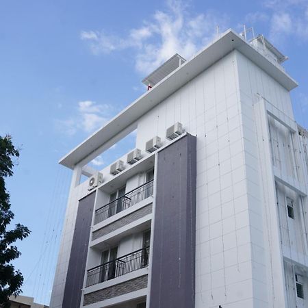 Avenue 11 Premium Stays マドゥライ エクステリア 写真